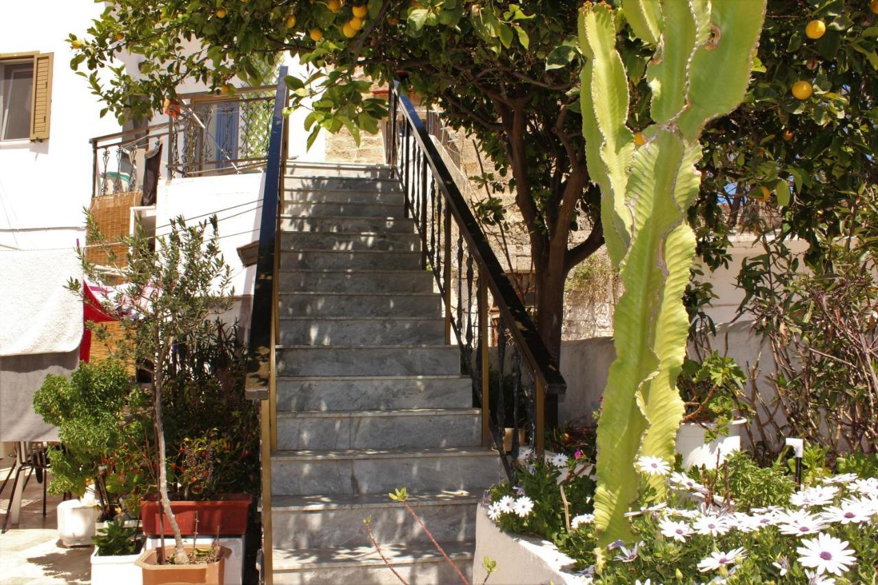 Traditional Stone House Rhodes City Exterior foto